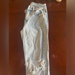 American Eagle High Waisted Light Wash Straight Leg Ripped Jeans